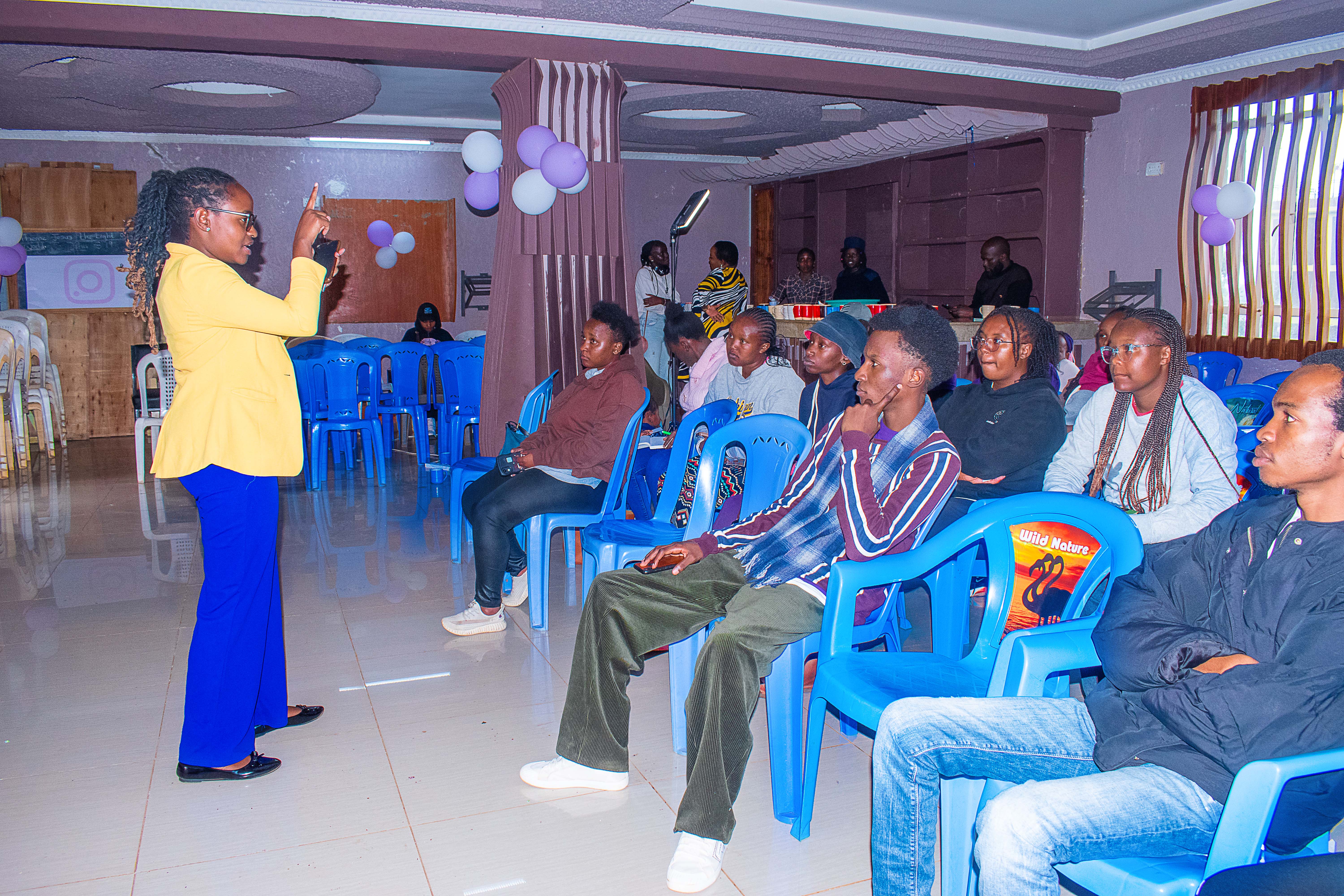 Discussion session with students and instructors