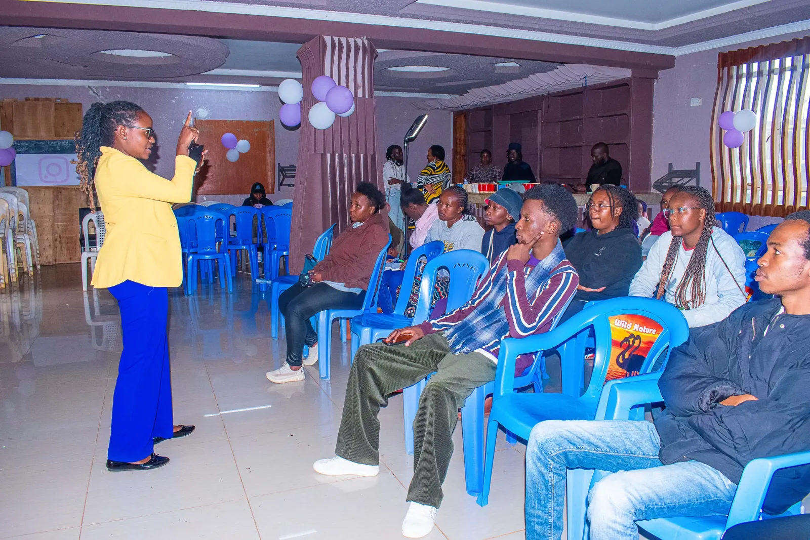 Discussion session with students and instructors